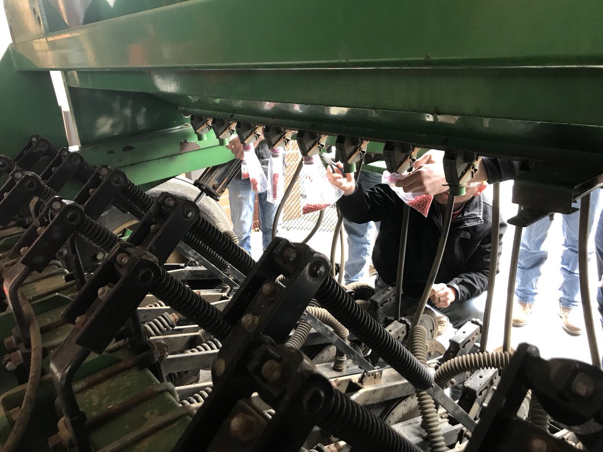 DeweyMann309's tweet photo. Grain drill calibration lab in #asm3360 for #watermanfarm. @OhioStateFABE @kubota @greatplains #handsonlearning #toocold2plant https://t.co/i9NL7XlbDM