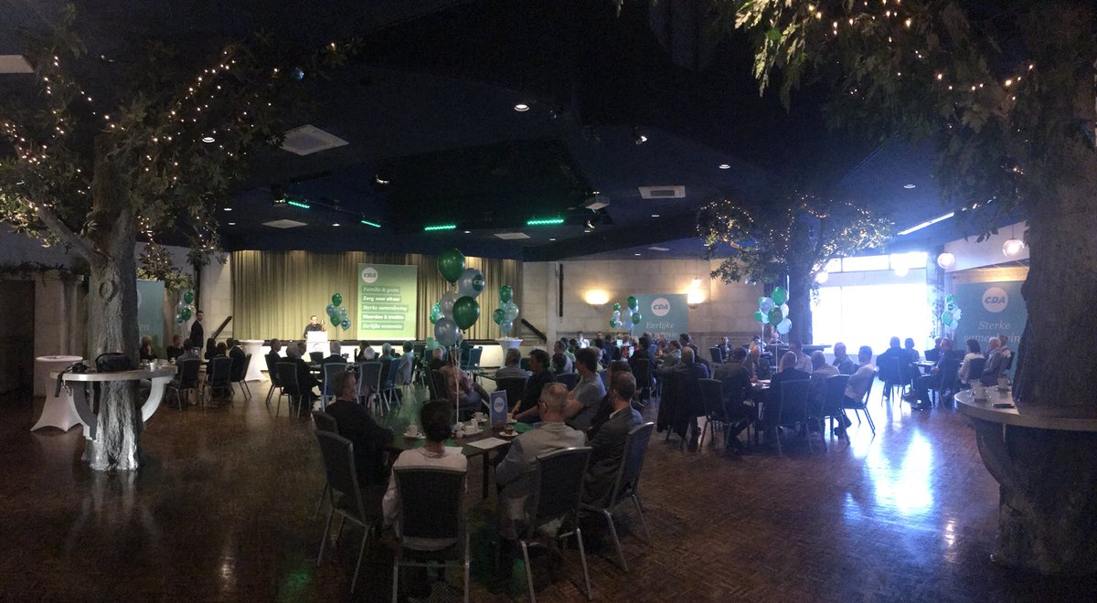 elisabethklink's tweet photo. 100 Molenlanders, uit alle hoeken van de samenleving, met elkaar in gesprek over 5 belangrijke thema’s voor de nieuwe gemeente! #CDA100 #betrokkenheid #energie #Molenlanden https://t.co/dVSBE3YFgh
