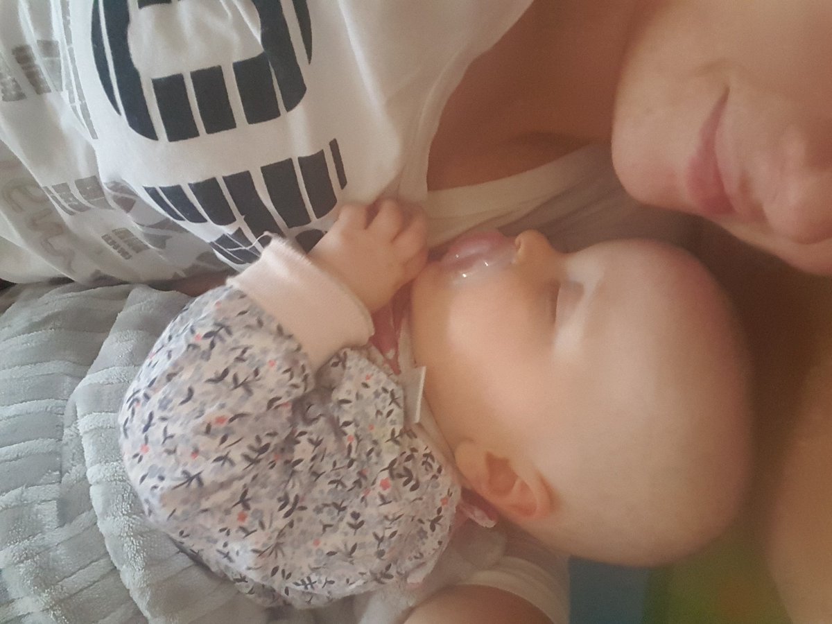 ciarashine007's tweet photo. It was amazing to attend the @acorns_ie 2018 forum. Unfortunately my day was cut a little short as Annabelle decided to headbutt the marble table. We're all good now though #momlife #Womeninbusiness #mumsinbusiness https://t.co/p851N3Htbz