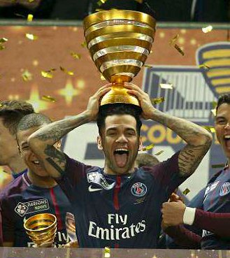Sporf's tweet photo. 🇧🇷 @DaniAlvesD2's Trophy Cabinet:

🏆6x La Liga
🏆6x Supercopa España
🏆5x CdR
🏆4x UEFA SC
🏆3x UCL
🏆3x CWC
🏆2x Confed Cup
🏆2x UEFA Cup
🏆1x Serie A
🏆1x Supercoppa
🏆1x Copa America
🏆1x Coupe De Ligue
🏆1x TdC
🏆1x Ligue 1

✅ Most Decorated Player in Football History. 👏 https://t.co/k8vrW6sOUs