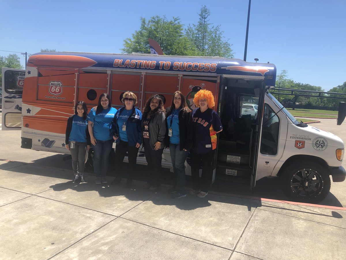 richey_elem's tweet photo. We spy with our little eyes... @LyondellBasell &amp; @astros’ Foundation Literacy Bus making a stop at Richey Elementary! #RicheyElemProud #HoustonAstros #NeverSettle https://t.co/a01B8InQWg