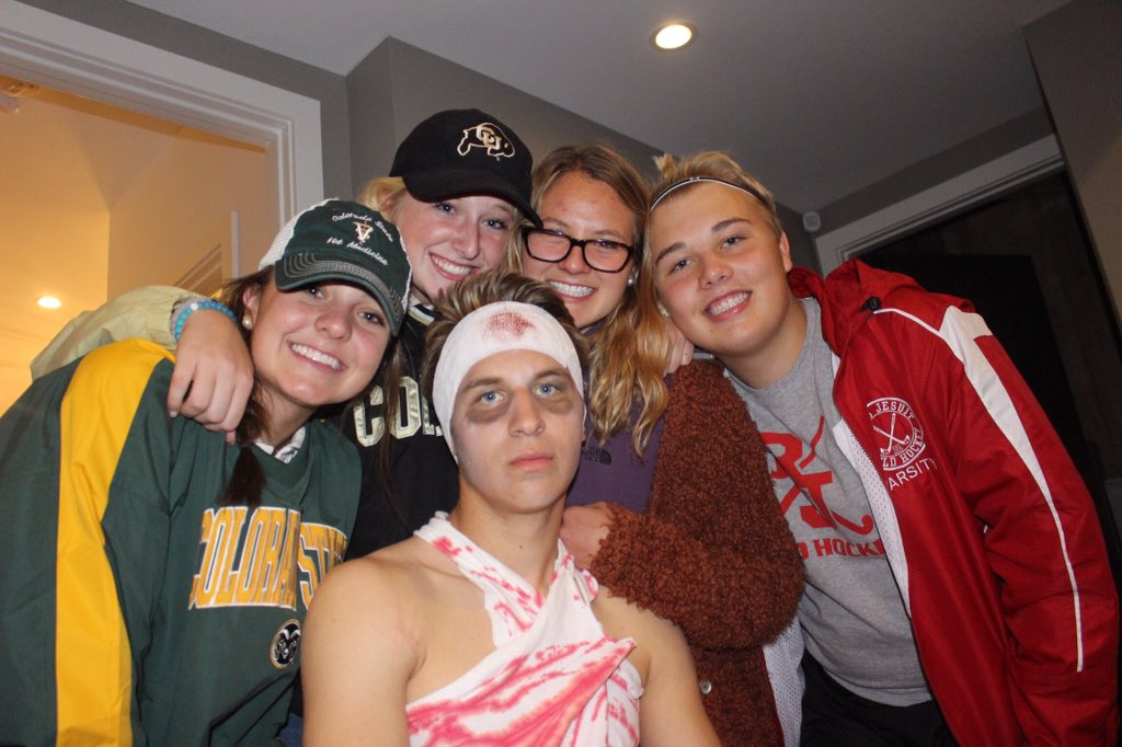 kkfrontz's tweet photo. Happy bday @lucassmaree !!!! I love ya so muchhhh! Thx for making meeee laugh constantly https://t.co/pKpTc1AtWe