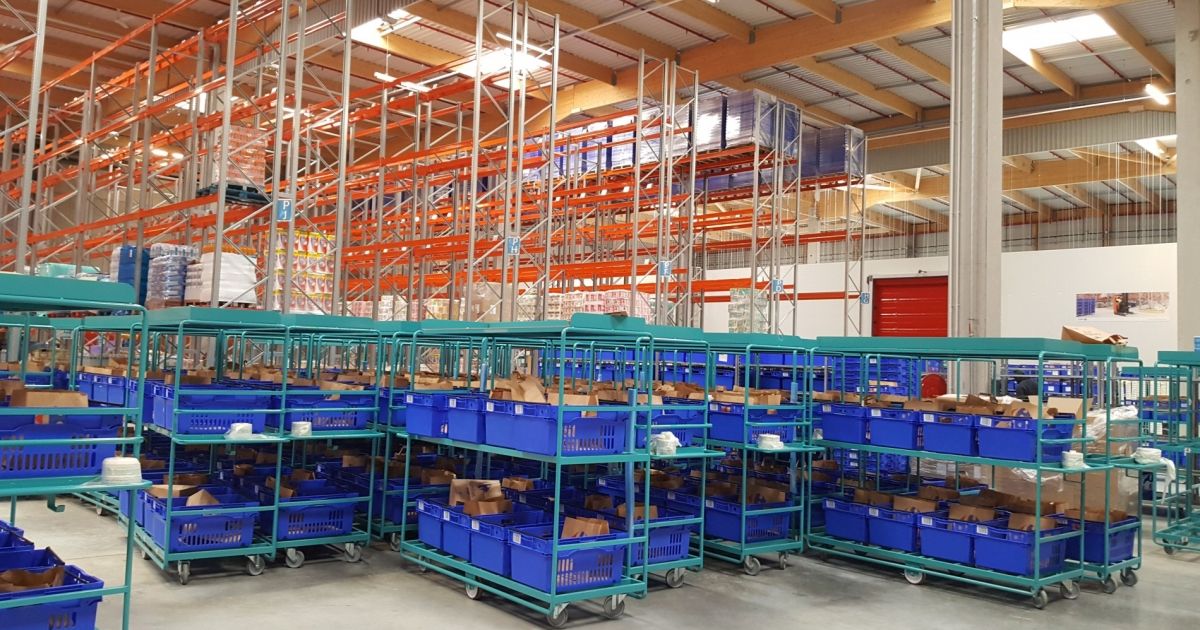 Les acteurs 🇫🇷 jouent leur suivie face à #Amazon :  hubs.ly/H0bGBCH0 by @LObs