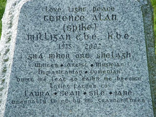 Gina_inTipp's tweet photo. @SteveDoherty1 @mulldog #Spike100 Not forgetting his headstone inscription,
'Dúirt mé leat go raibh me breoite'
I told you I was ill https://t.co/95epCULSZW