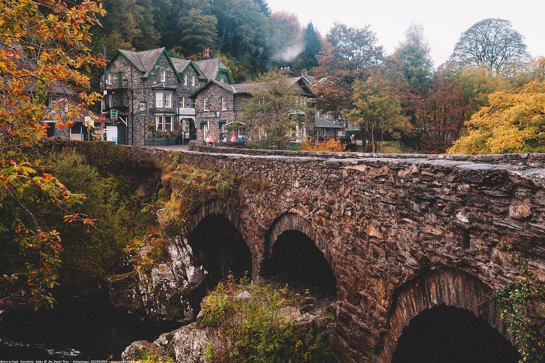 Betws-y-Coed, the gateway to Snowdonia by Joe Daniel Price instagram.com/joedanielprice/ #FindYourEpic #VisitWales