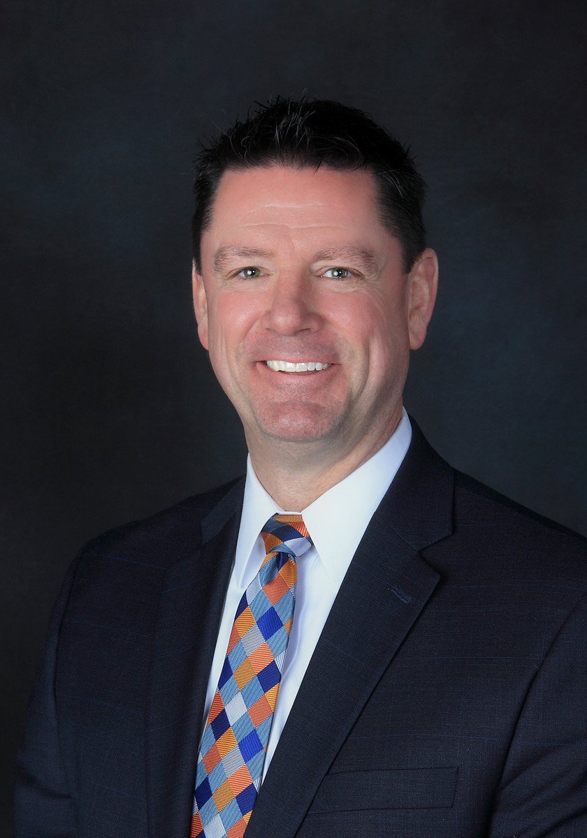 CNBisMyBank's tweet photo. Congratulations to Matthew Keene, our new President &amp; CEO. #cnbismybank #northernmichigan https://t.co/uBWjCvR6C6