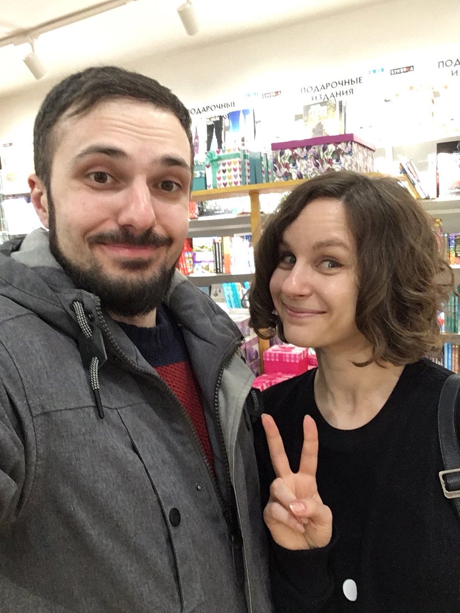 DiveoMedia's tweet photo. Meeting. Altai Zeinalov and Elena Burkova. Elena is a talented illustrator. Check her art in the story ‘The Fruit Kingdom’ written by Altai.

#diveomedia #art #illustrator #author #bedtime #stories #littlestories #маленькиеистории #дивео #дивеомедиа #diveo https://t.co/mLMgGs9omH