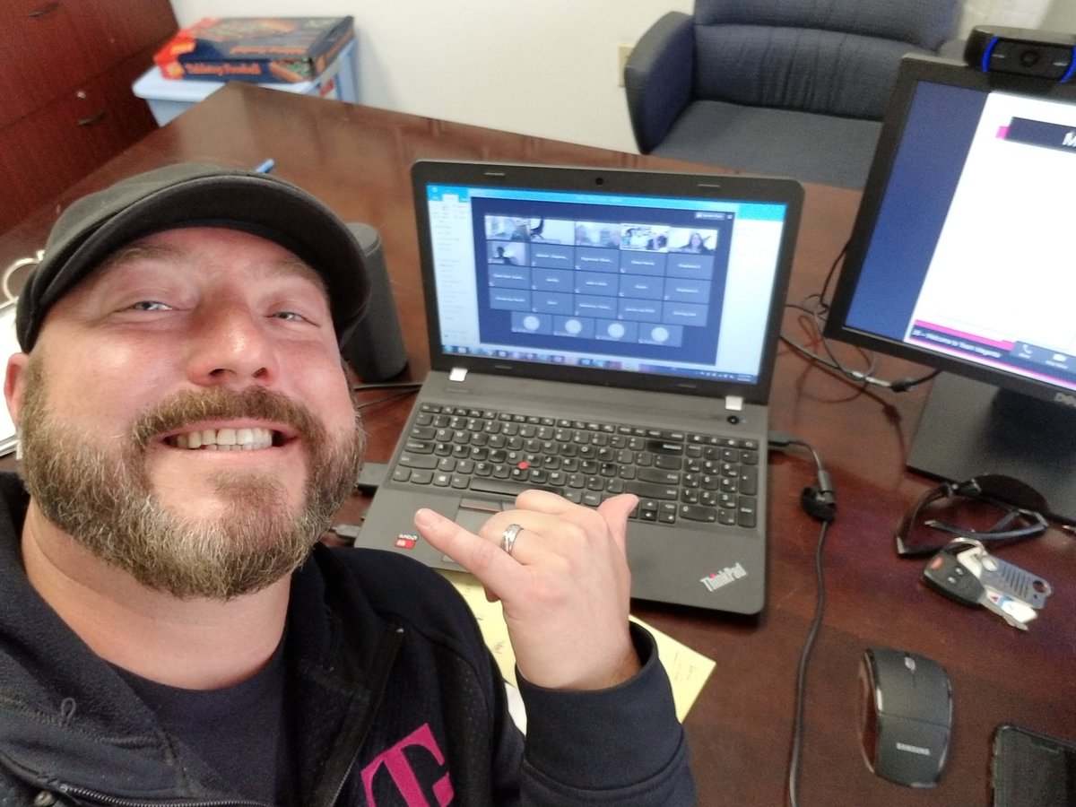 LanceHelmsNYL's tweet photo. Coolest part of Day 1new hire training is having all Executive Leadership meet our new hires as they join the family. @GPMobileTPR @JoshDavisGP @BrianHutmacher @heaven_nene @dadii4life2 @ScottHandy6 @davepop7 @JeffUzueta #GPREADY2018 https://t.co/4C2A3yfqhw