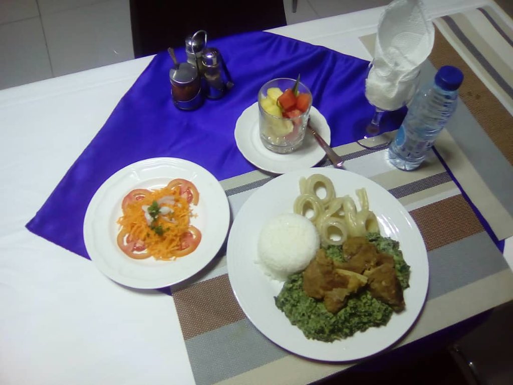 RLiyeplimal's tweet photo. Bonne appetit. 🇨🇲🍽😋 https://t.co/bzTc65qGgY