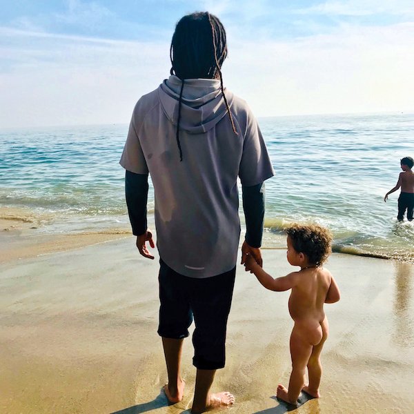 NewWorldBuzz's tweet photo. Beginning Tuesday listen for fresh new tracks from @ziggymarley and @BALOJI #NewMusic #WorldMusic https://t.co/xgVn1PcjmT