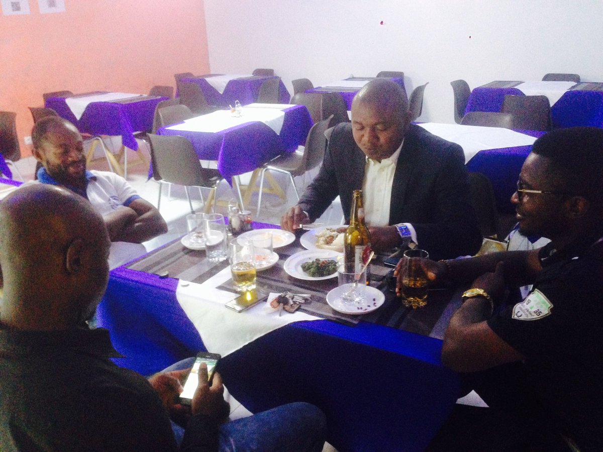 RLiyeplimal's tweet photo. Bonne appetit Messieurs et merci d'être passer Chez nous. 
Nous sommes situé à Douala, Bali, rue mandessi bell. 
Contact : 655888468 / 655450233 https://t.co/b5bu6CUYrK