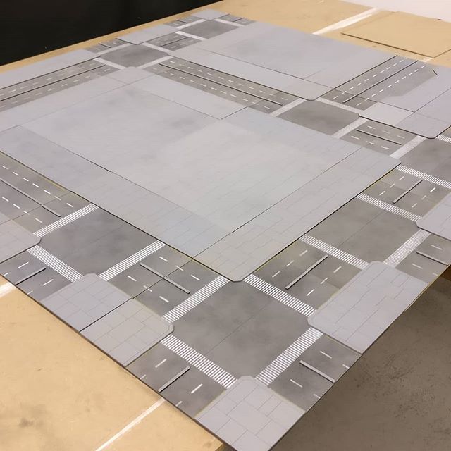 LaserTerrainCo's tweet photo. As requested here is a 10-15mm scale road layout! It will be part of our Kickstarter on the 19th. #LaserTerrain #halogroundcommand #dropzonecommander #firestormplanetfall https://t.co/DfmlHpO7cs https://t.co/xWy0GmiMQL