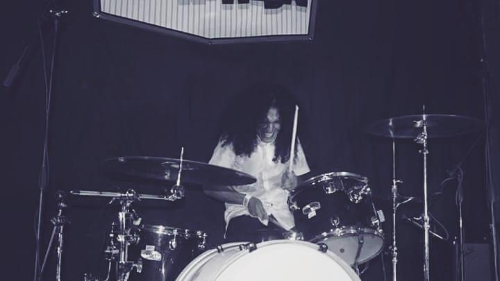 ¡Hoy celebramos a nuestro baterista y hermano Gibrán Perez. Todo un chingón en la traca! <3