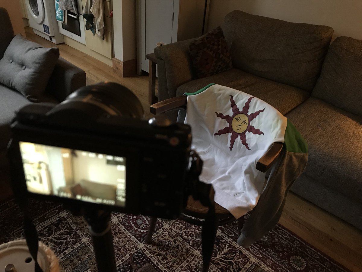 ReelFilm_Movies's tweet photo. Getting ready for this weekโs episode of #BonfiretoBoss with a little help from @InsertCoinTees! Praise the sun! โ๏ธ
Watch the series so far right here! https://t.co/ysy9xUMxF4
#darksouls #darksouls3 #letsplay #praisethesun https://t.co/yjYch41jxG