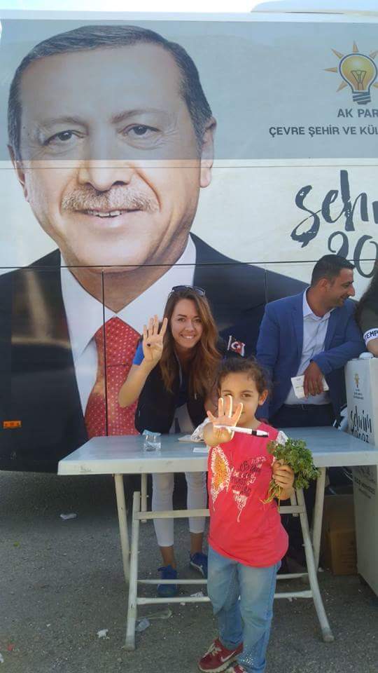 ibrahimgultrss's tweet photo. #AKParti Çevre Şehir ve Kültür Başkanlığı #Şehrim2023 Otobüsü #Tarsus #Eshab-ı #Kehf de. Tarsus'lu Vatandaşlarımız Şehrimize dair görüşlerini,fikirlerini, hayallerini bizimle paylaştılar..
@aliugurlu33 @hadi_alhan @OSMANLI10000 @Feyza49329963 @furkiyasin @akbilge1071 @Ea42R https://t.co/NT8LicBwWX