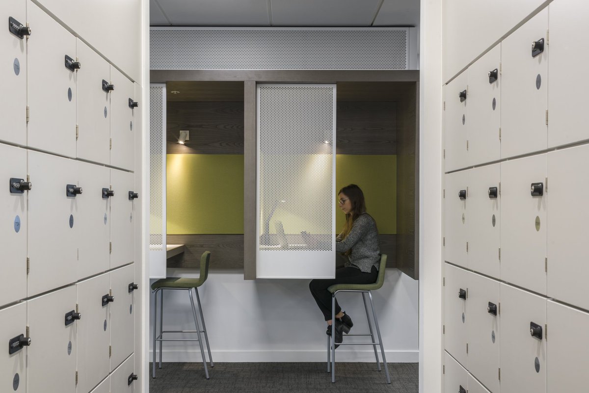 Lockers are a great way for employees to store all those bits and pieces that clutter desks, keeping the office clean and tidy.. after all you know what they say - tidy desk tidy mind!