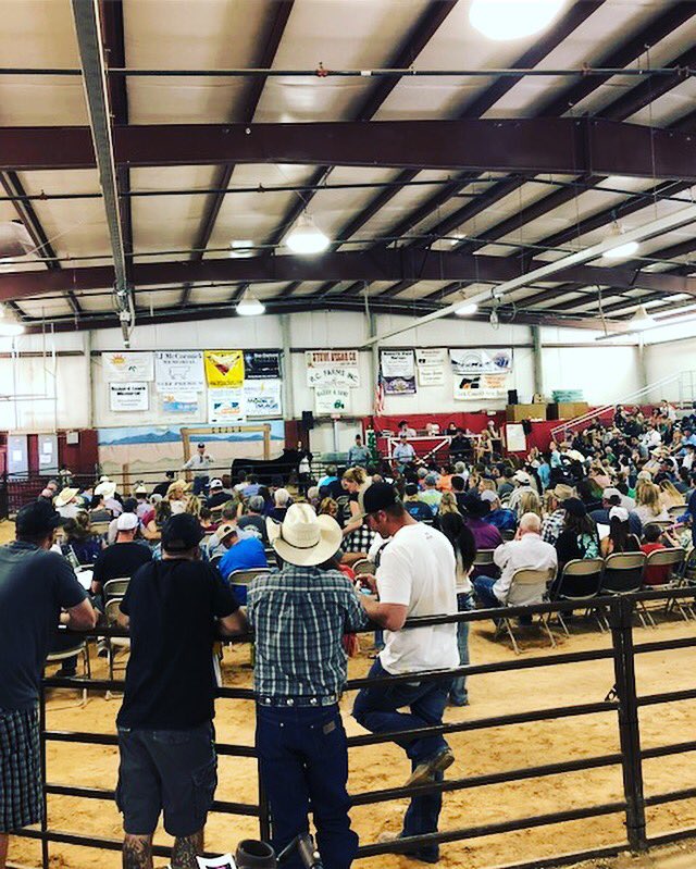 James_Oscarson's tweet photo. Big crowd at the CCJLA Auction. There were plenty of great animals here for auction; the kids did a great job!  Thank you Moapa Valley, we always have a great time here at the fair! https://t.co/vUGRnUVRhy