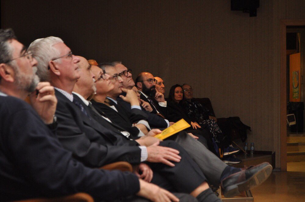 lasallevp's tweet photo. Robert Schieler, Superior General de La Salle, inicia su visita a @lasallevp #BienvenidoHermanoRobert https://t.co/WWvqIUava7