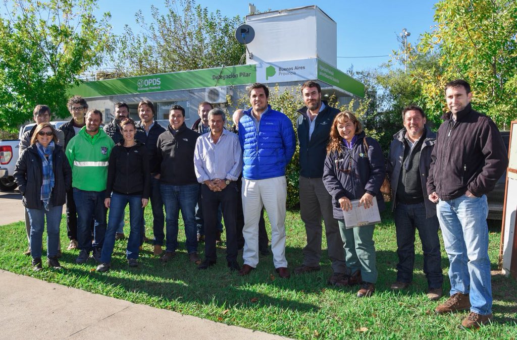 ambientepba's tweet photo. Relevamos el territorio, junto a @adelaguaBA y @MunicipioPilar, para detectar zonas con problemática ambiental. Sumamos esfuerzos para optimizar nuestros recursos @BAProvincia @aybar_rodrigo https://t.co/ENZqi8cZpk