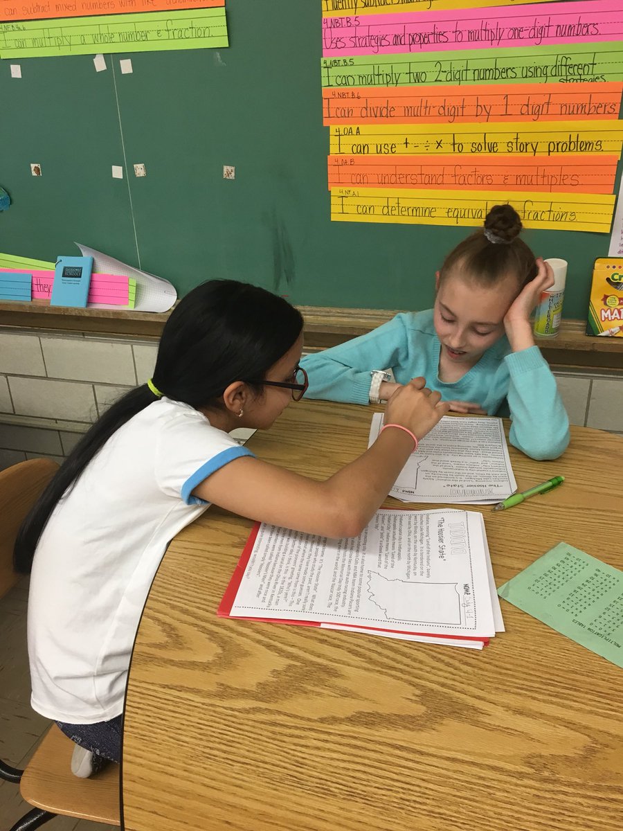 AdamsDCSD's tweet photo. Using reading fluency strategies in social studies #dcsdpln #fourthgrade https://t.co/53wIyB8In0