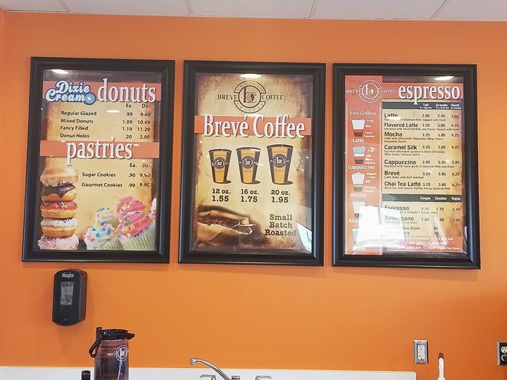 PayprotecSE's tweet photo. PayProTec Southeast merchant Dixie Cream Donuts has a soft opening today from 4p-6p at 713 S Park Avenue in Herrin, IL! 

#PayProTecSE had the pleasure of setting them up with two Clover Mini's last week. 

 #DixieCreamDonuts #CloverMini #CloverPOS https://t.co/cVdELJQCOn