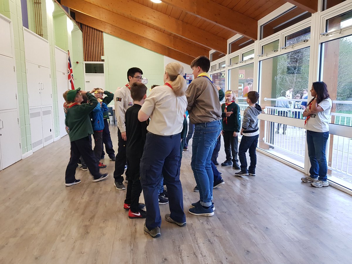 HatchWarren_'s tweet photo. First night with our brand new Cub Scout pack and having a great time! Thanks to our fantastic volunteers including new section leader, @Sam_5000! @BasingstokeWest @ScoutsGrowth @HampshireScouts #growth #fun #skillsforlife https://t.co/D6BifrLyjI