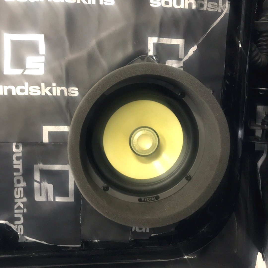 carstereopa's tweet photo. Rear doors now with EC 165 K, soundskins Pro, and Fast Rings #platinummotorwerks #soundskinsusa #focalamerica #k2power
Are you looking for the best Car Audio Customization & Window Tint Shop in the Pittsburgh, PA area? Give us a call today at (412) 253-4442
#porsche #vw #audi https://t.co/sGwfewrYDK