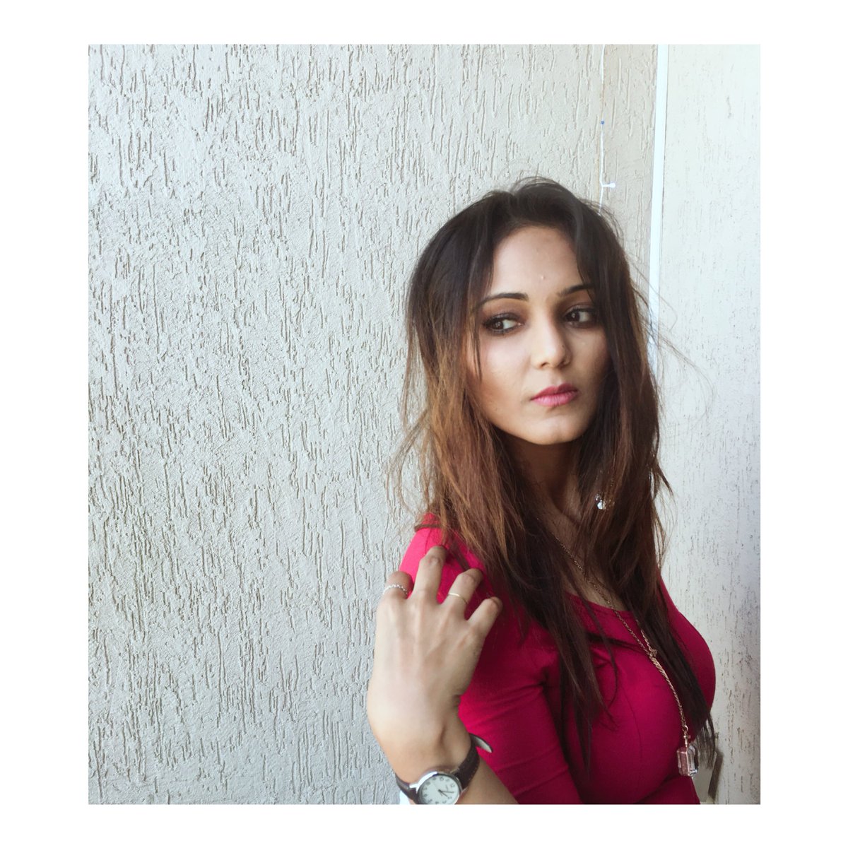 _Puja_Agarwal's tweet photo. I can sense it's coming for me... #grateful #thankful #thoughts #beingmyself #blogmyway #pujagarwal #actorforlife #atmybest #gratitude #instareds #muse #thatgirl #candidportrait #candidmoment #indianblogger #indiangirl #myway #tuesdaymotivation #nightworld π€β¨π€ https://t.co/AYqIlAcLPG