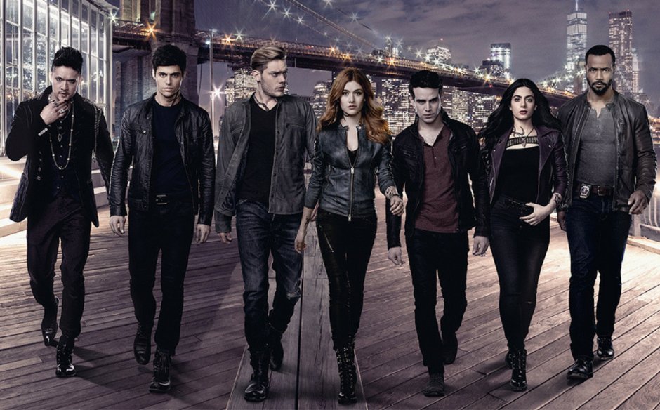 PinkLeo_TV's tweet photo. Just wanted to give a shoutout to our fave @FreeformTV YA shows this spring! #Shadowhunters and #Siren. Maggi is super into #mermaids and Sasha is big #immortalinstruments fan. Check out the other shows these two can't stop talking about on the latest episode of #tvtimewithmaggi https://t.co/8jWjwt6Z3k