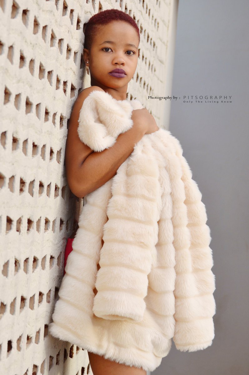 pitsography_'s tweet photo. It was one of those April days when the sun shines hot and the wind blows cold: when it is summer in the light, and winter in the shade....
For bookings: pitsokj@gmail.com
@pitsography_ 
#OnlyTheLivingKnow ☺️ https://t.co/UeIxlNPHR8