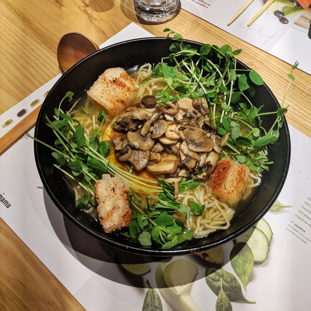 Cococcinelle's tweet photo. Où manger végétarien et vegan à New York ? https://t.co/drROQpvWPG https://t.co/L2bv5x9KV3