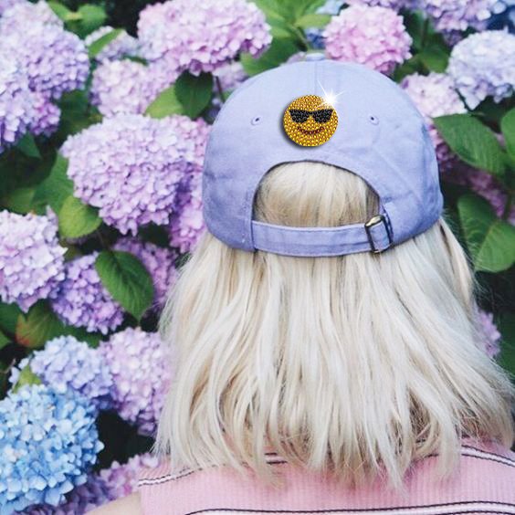 stickerbeans's tweet photo. #SummersComing! ๐๐ซ So, you gotta keep it cool with our summer #StickerBean bling, by using code "SUNNY15" at check out! https://t.co/fCsD7wRjwa https://t.co/AUc6jZG9i2