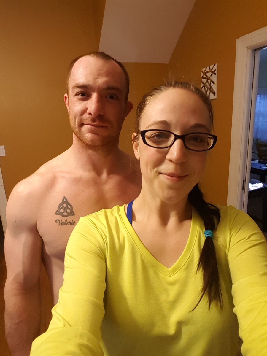 FightingForFit6's tweet photo. And we are #backintheshop

Shift Shop prep week
Speed 25

#beachbody #shiftshop #fitnessjourney https://t.co/yezpqY1IWg