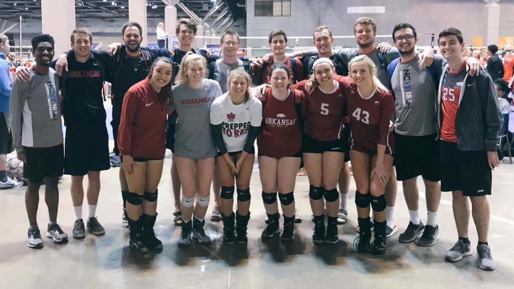 cstrok's tweet photo. Can I also take a second to brag about the support for each other and the camaraderie that exists between @UA_wvballclub &amp; @UARKclubVBall?!  Y’all these student-athletes are the real deal! #RazorbackWCVB #RazorbackMCVB 🐗🏐✊ https://t.co/LwpOAplo3T