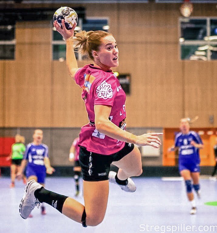 stregspiller's tweet image. A historic season in the making - @VipersKrSand continues to fly high, winning regular season 🥇🇳🇴
#2of4 🏆🏆