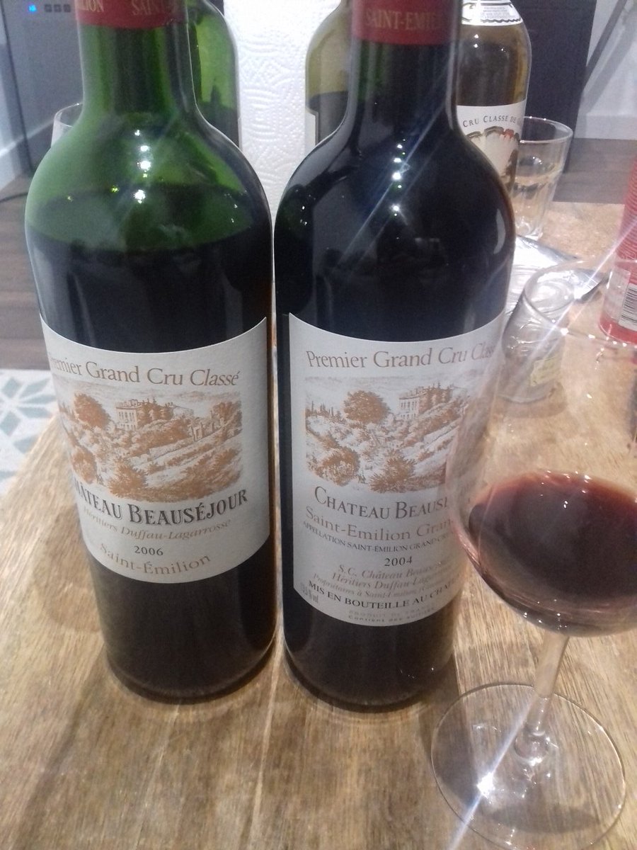 DuffauJosephine's tweet photo. Dégustés à l'aveugle ces @Beausejour_hDL #2004 et #2006... Une préférence surprenante pour le #2004... Certes évolués, mais épicé avec encore de la fraîcheur 👍
#winetasting #wine #SaintEmilion #1erGCC #merlot #blindtasting https://t.co/3KSdPISrzA