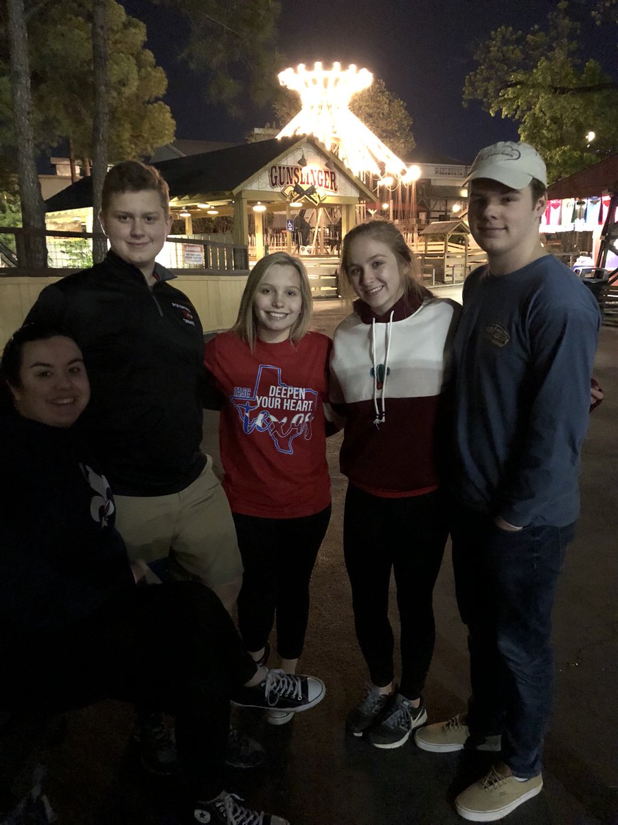 Pottsboro_StuCo's tweet photo. We had a great time this weekend @TASC_StuCo We learned so much and made new friends. Thank you for this great experience! #onestateoneheart https://t.co/hZJ0fIEgGu