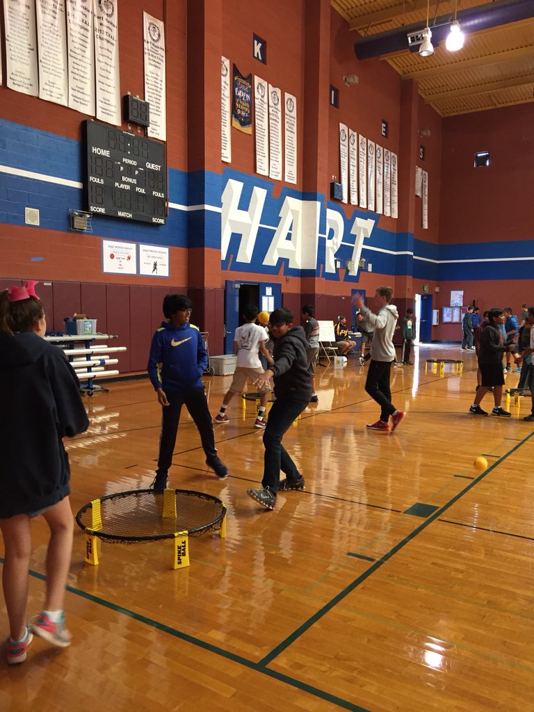 HartHuskies's tweet photo. Spike Ball tournament at Hart!  Great week ahead! @PrincipalAtHart https://t.co/O9cn6xoiX5