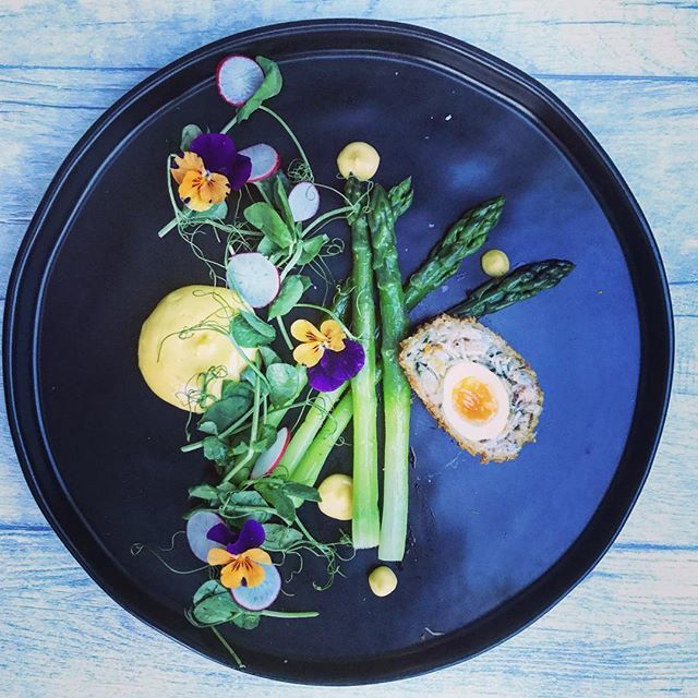 londbasqkitchen's tweet photo. Very very happy with our new spring starter: asparagus with crab and tarragon scotch quail egg, homemade mustard and lemon mayonnaise and a pea tendril and radish salad. Such delicate and fresh flavours! .
.
.
.
.
#newdish #starter #springstarter #aspara… https://t.co/EHDPXTxlUq https://t.co/7foOFXIWwv