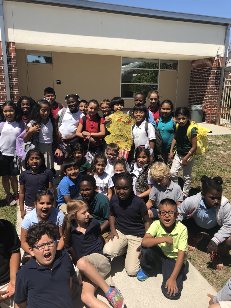 MsCall1stgrade's tweet photo. Good luck on the FSA tomorrow Ms. Myers’ class! We believe in you! @SLESeahawks @collierschools #soAr2success #CCPSSuccess #testingbuddies #rockthetest #FSA #schoolfamily https://t.co/jPvM4vS2ms