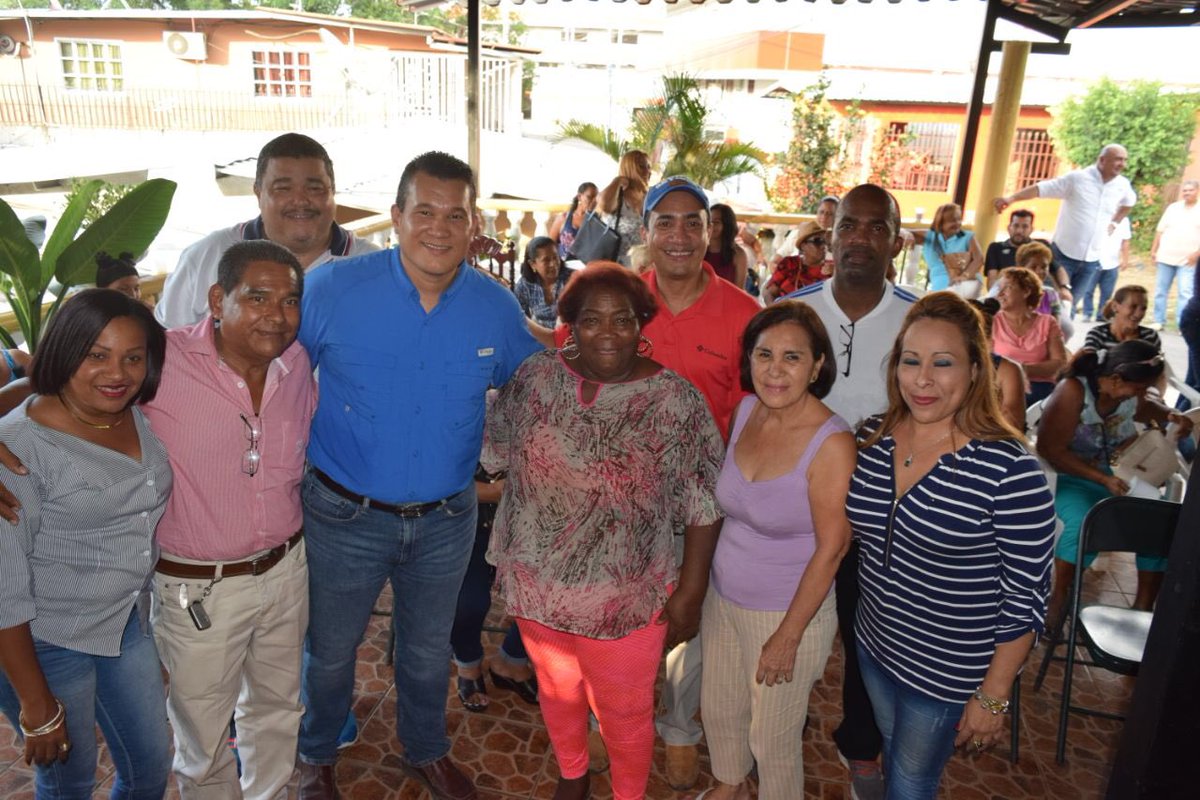 quibian_panay's tweet photo. Excelente fin de semana conversando entre amigos sobre nuestra visión en el @PRDesPanama sobre la ciudad de Panamá que queremos: 

¡Una Ciudad para la Gente! https://t.co/gZtzTR84JN