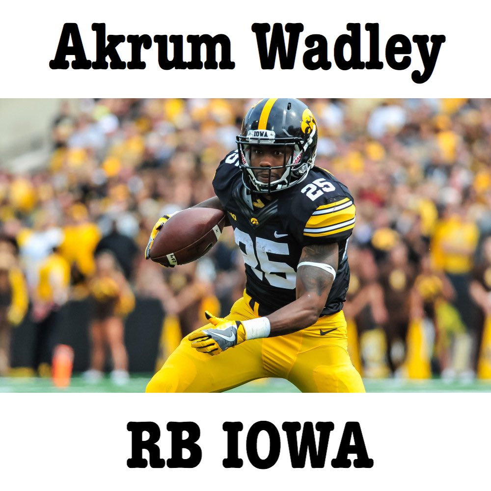 Thee_ProsBrkdwn's tweet photo. A few running backs that’s missed my final top 10 running back rankings that I also like and am high on. #nfldraft2018 #nfldraft #nfl #draft #sports #athlete #football #footballplayer #akrumwadley #justinjackson #rocthomas #chaseedmunds https://t.co/KAXodo7qmf