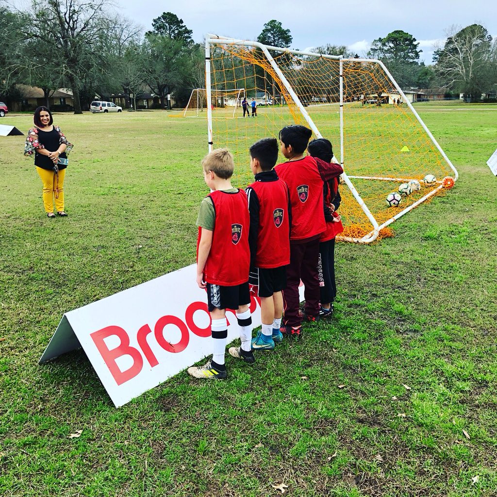 FCTylerKings's tweet photo. TFC Soccer Sunday is growing and getting strong! #SS #TylerTX #TylerFC #Kings https://t.co/TQ0KEHwfgp