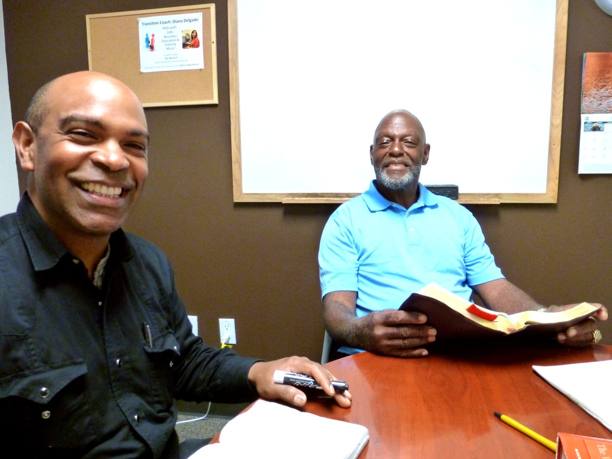 ABE tutors, there's a learning track JUST for you at the Gulf Coast Literacy Symposium! Four amazing workshops, including one on learning differences. Find info here: bit.ly/2HCDZTd