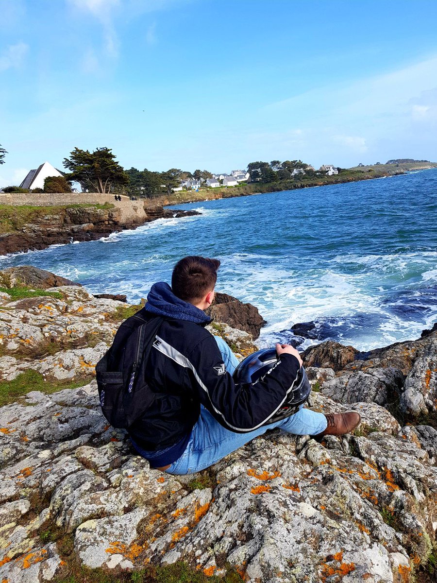 SR_stanislas's tweet photo. La mer que l'on voit danser le long des golfes clairs..🌊🎶. ⠀
#photo #photoshoot #photographer #photography #photoftheday #picoftheday #instaphoto  #influencer #fashionstyle #clothing #outfitoftheday #instafashion #fashionblog #instadaily #like4like #instalike #lookoftheday https://t.co/6avJFAI3L1