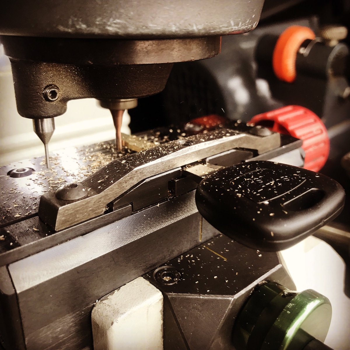 Cgava24h's tweet image. RT @CarKeysDiscount: Car Keys Discount 📍Mobile Locksmith 

#Autokey #remotecombo, #Replacementautokey #smart key, #Replace Auto key fob, Replace, keyless entry,#cerrajero, #FOBS, free shipping, #transponder key, Auto smart key replacement, #Auto #loc…