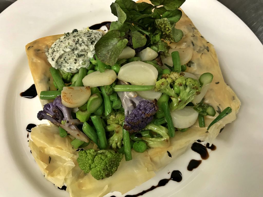 Big4restaurant's tweet photo. Spring Vegetable Tart: Phyllo, Spring Vegetables, Herb Goat Cheese, Thyme

#thebig4#finedining#diner#sanfrancisco#sf#food#foodie#yum#nobhill
https://t.co/jc4FJhYJ6y https://t.co/EUgR6UJyI3