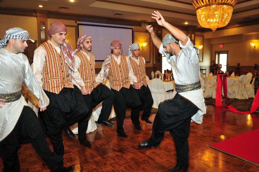 TheBQETweets's tweet photo. Dabke 101 - Learn How To Dance Dabke New York City

https://t.co/P8e37ohlOJ

#dance #dabke #arab #arabian #arabfolkdance #lebanon #palestine #jordan #bosnia #turkey #syria #iraq #saudiarabia #dabkedance #dancing #nyc #newyorkcity #newyork #thebqe https://t.co/pkWV8tsn9G