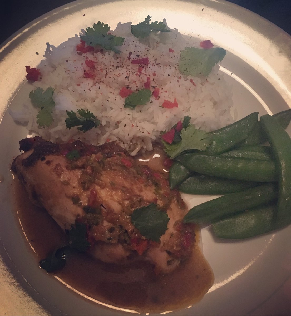 Pip_Unwin's tweet photo. Roasted Thai red curry chicken using the @coopukfood free food magazine ๐ถ Canโt wait to try the other recipes ๐๐ผ #CoopFoodMag #Tasty #ThaiRedChicken #ChilliAddict #NoMeatFreeMondayForMe https://t.co/kiJo9ooGGg
