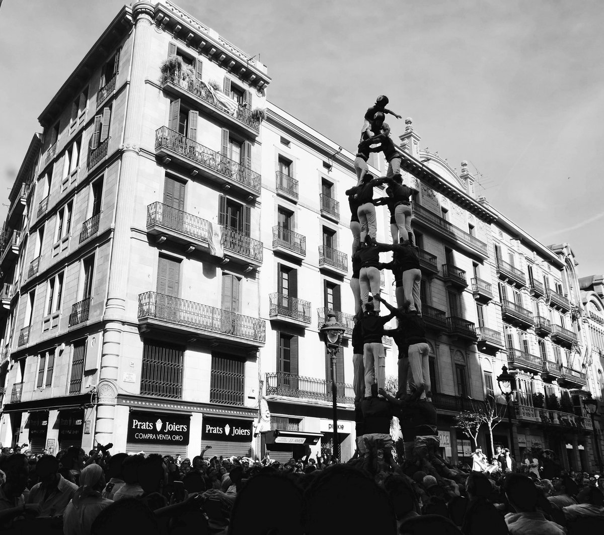pampallugaines's tweet photo. Els @gausacs em van tornar a deixar jugar amb la càmera aquest diumenge a la diada de #canjorba. Aquí unes quantes més: https://t.co/8q1XEkz08T https://t.co/61HhHCuBoS